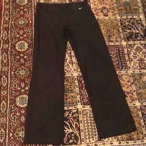 Nike Dri Fit Straight Leg Leggings